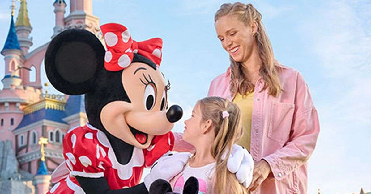 “Disneyland Paris Offers Enchanting Deal: Free Ferry Crossing for UK Families!”