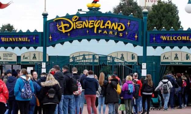 Disneyland Paris: Exciting Updates and Pyrotechnic Spectacles Await!