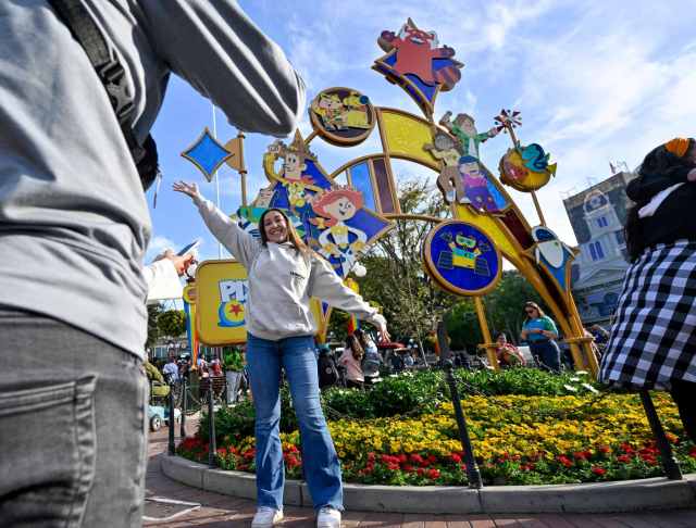Disneyland Temporarily Halts Magic Key Sales: What Fans Need to Know