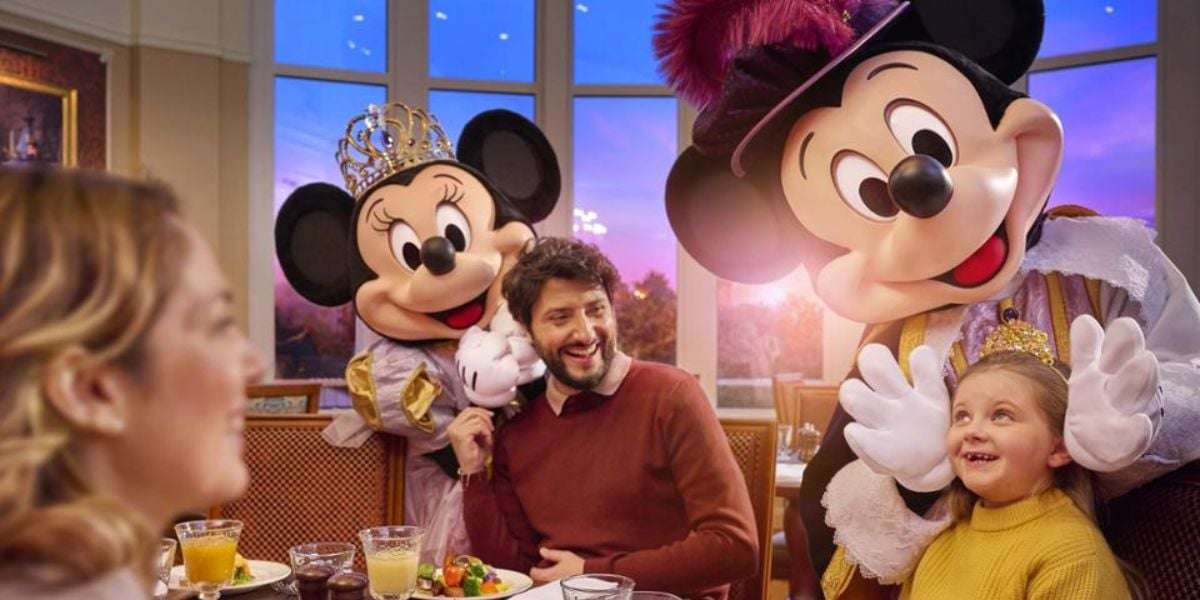 Disneyland Paris Removes Exclusive Rule for Royal Banquet Reservations