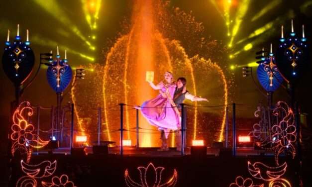 Unveiling the Magical Drama Behind Disneyland’s “Fantasmic!” Rescue!