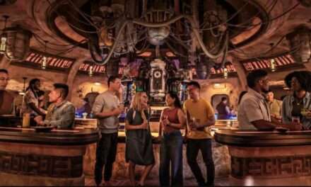 Unforeseen Hiccups at Oga’s Cantina: A Lesson in Respecting Disneyland’s Reservation Policies