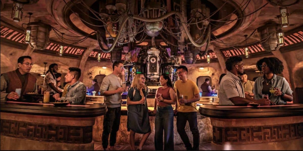 Unforeseen Hiccups at Oga’s Cantina: A Lesson in Respecting Disneyland’s Reservation Policies