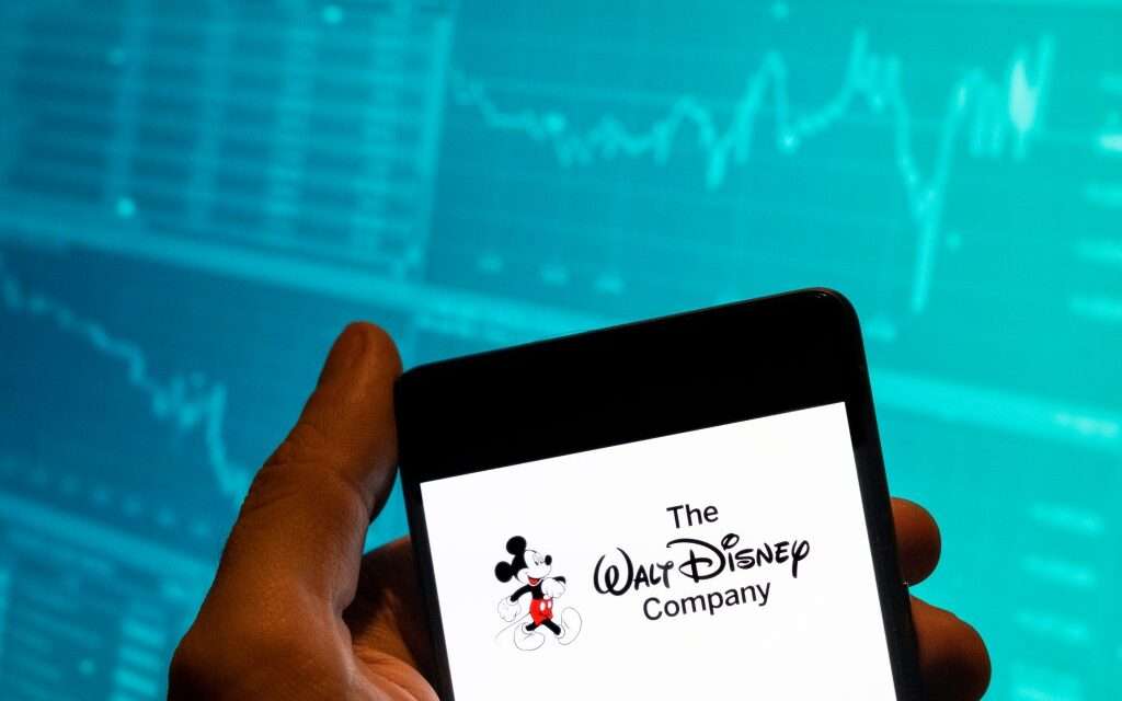 Disney’s Q3 Earnings Report: Streaming Success vs Legal Hurdles